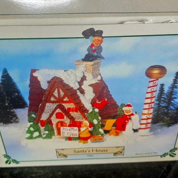 Santa's House Figurine, New, Santa Town At The North Pole - Picture 1 of 9